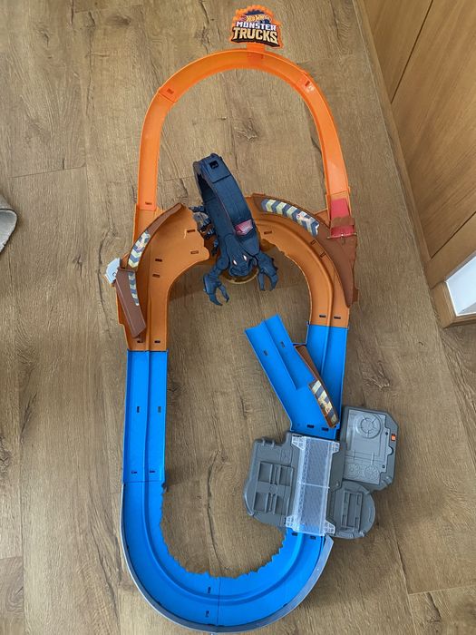 Pista hot wheels escorpião