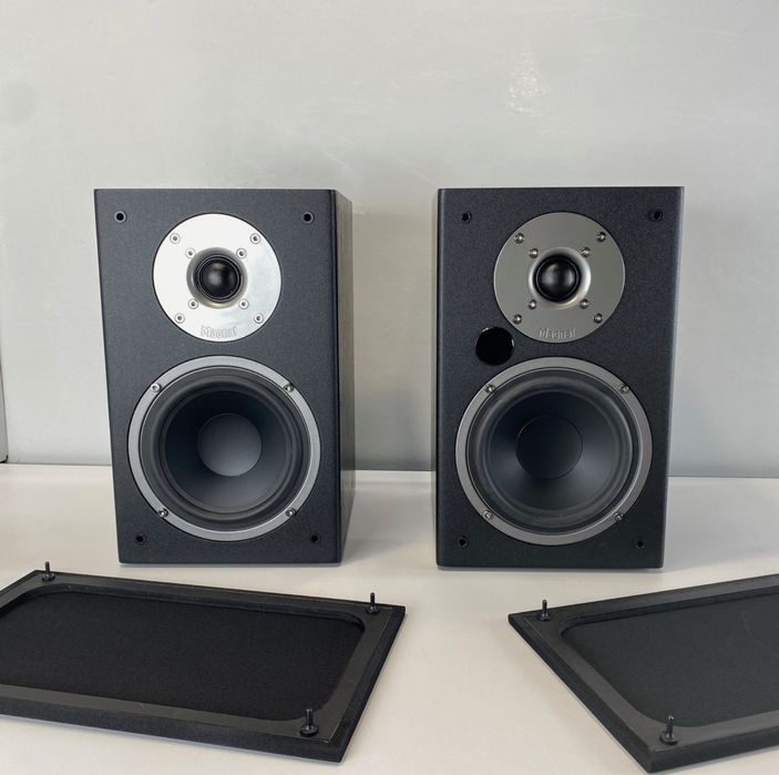 Безпровідна активна акустика колонки Magnat Monitor Active 2000 Black