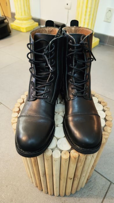 Botas de cabedal homem