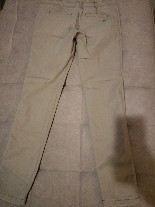 Spodnie męskie bezowe