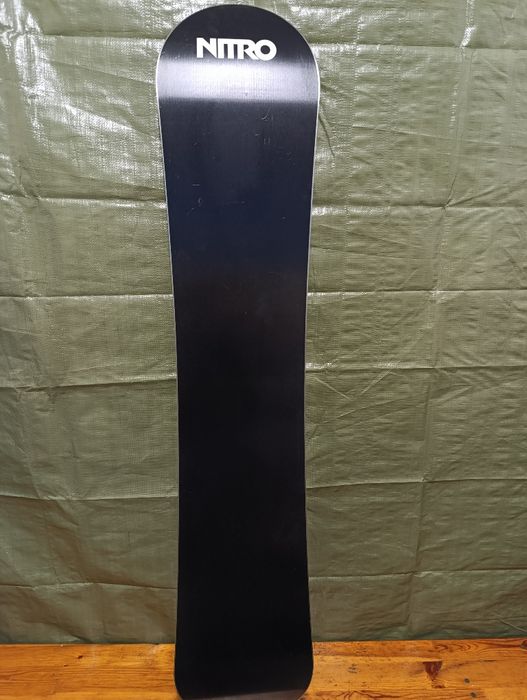 Nr 55 Deska snowboardowa Nitro Ripper 137 cm + wiązania