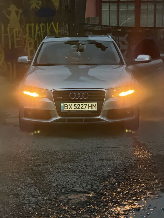 Продам  авто ауді а4 б8
