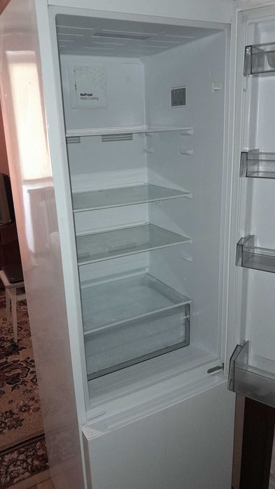 Холодильник продам