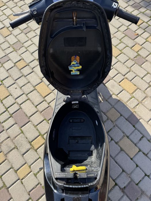 Продам мопед honda dio34