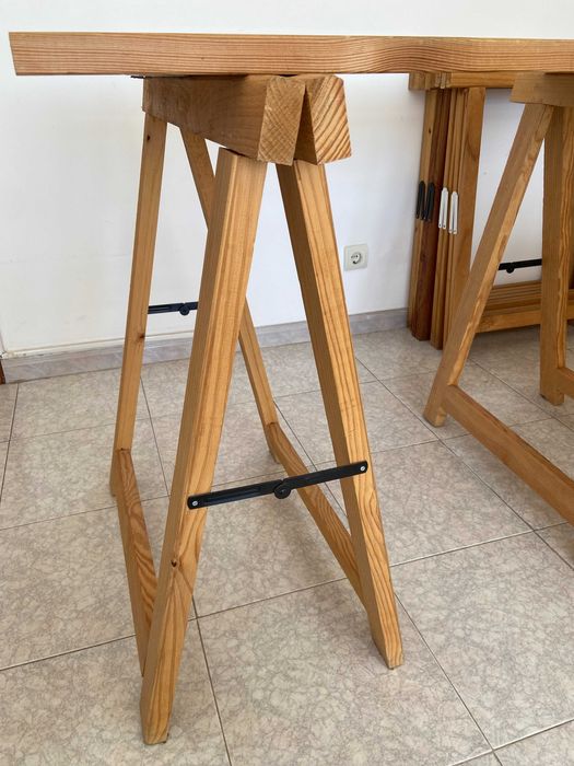 Bancadas sustentáveis em madeira maciça de pinho