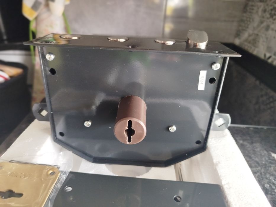 Fechadura de porta, Teicocil, na caixa.
