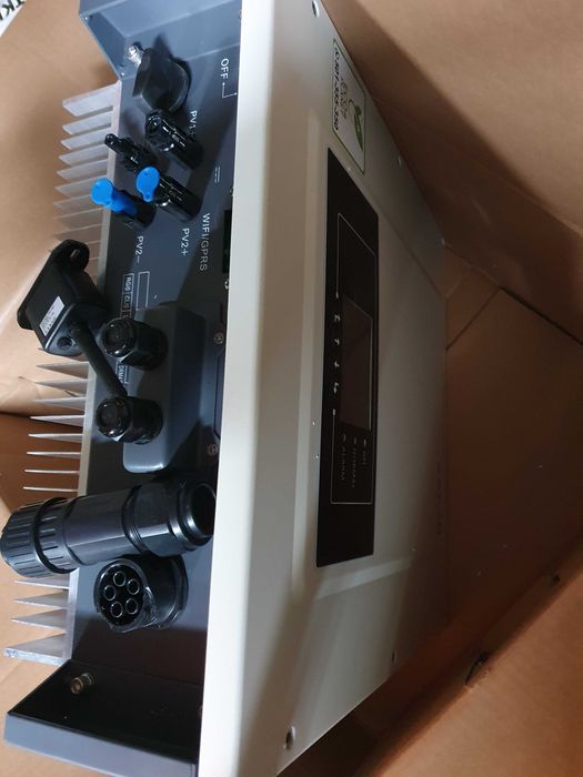 Inwerter falownik PV fotowoltaiki SOFAR 4.4KW 3fazowy