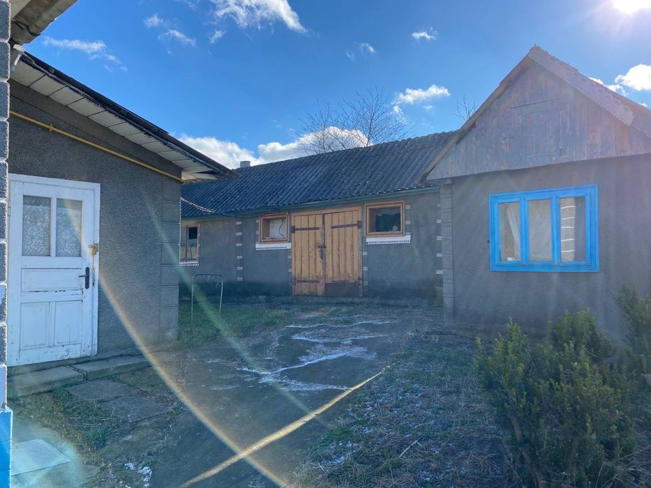 Продам будинок/дачу з  городом.