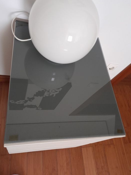 Cama Solteiro c/ 3 gavetoes/caixas e mesa de cabeceira , ler descrição