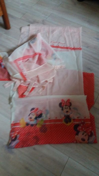 Zasłonki Disney  minnie mause 2 sztuki