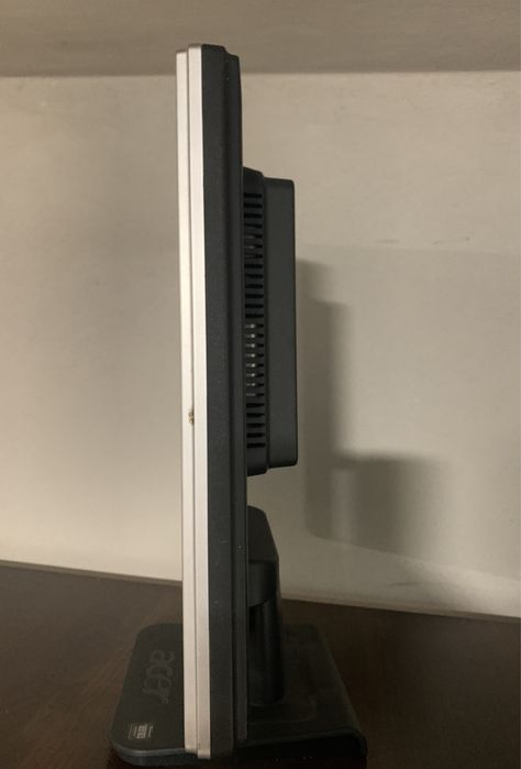Monitor Acer 17