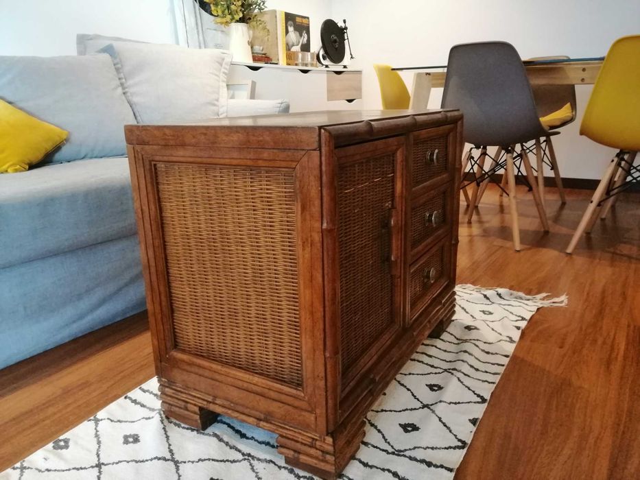 Móvel American of Martinsville