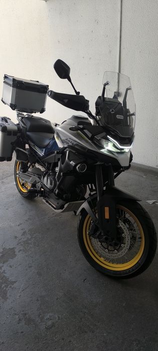CFMOTO 800 touring