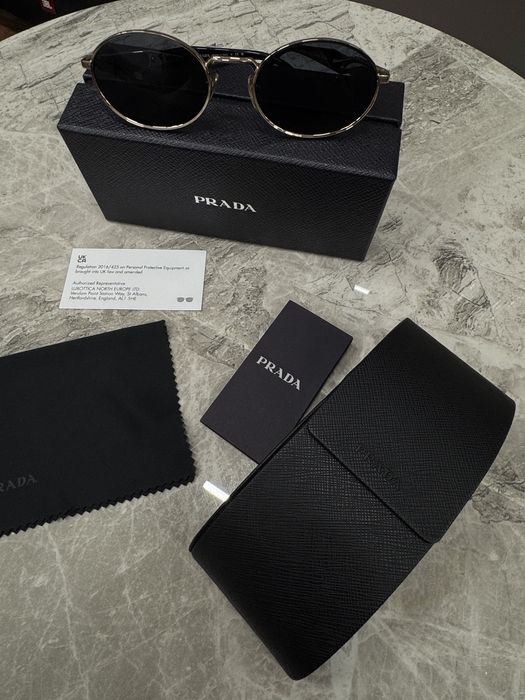 Okulary przeciwsłonecne Prada Eyewear Collection