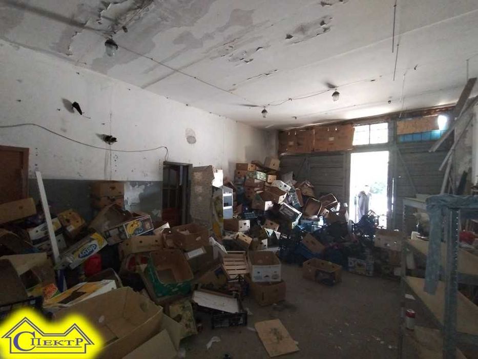 65кв.м. приміщення,магазин склад біля входу в парк вул. Свято- Миколаївська