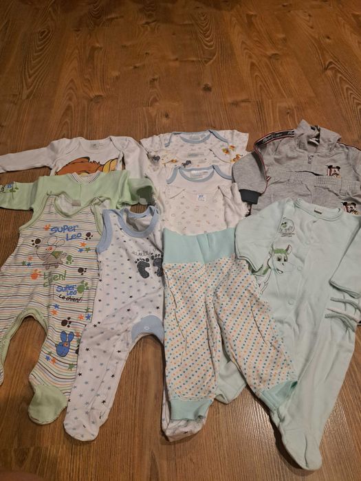 Paka ubranek dziewczęcych- r. 62