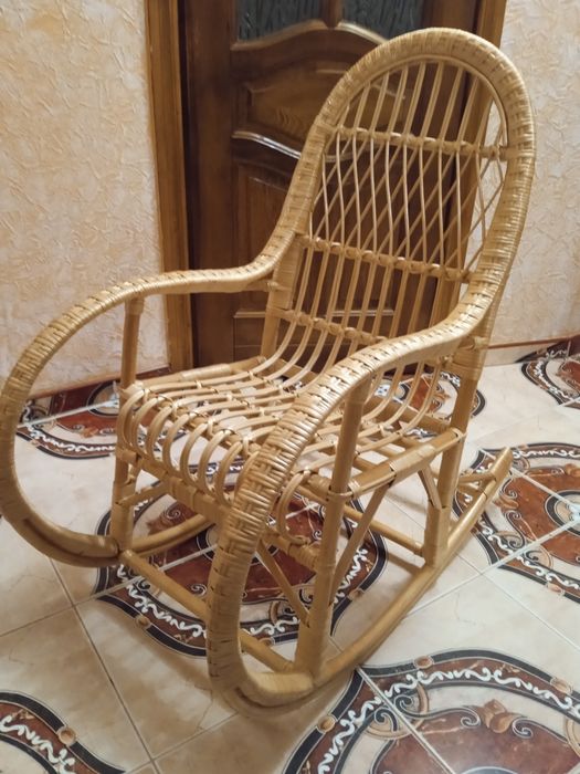 Дитяче кріселко, качалка, гойдалка, крісло качалка дитяче.