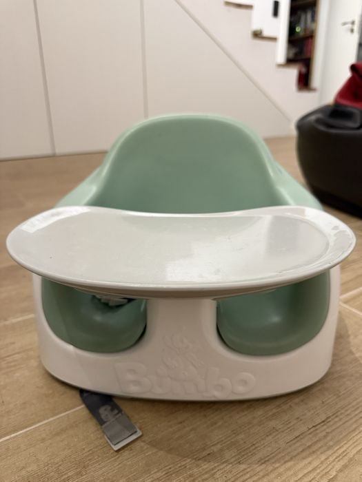 Bumbo - assento evolutivo