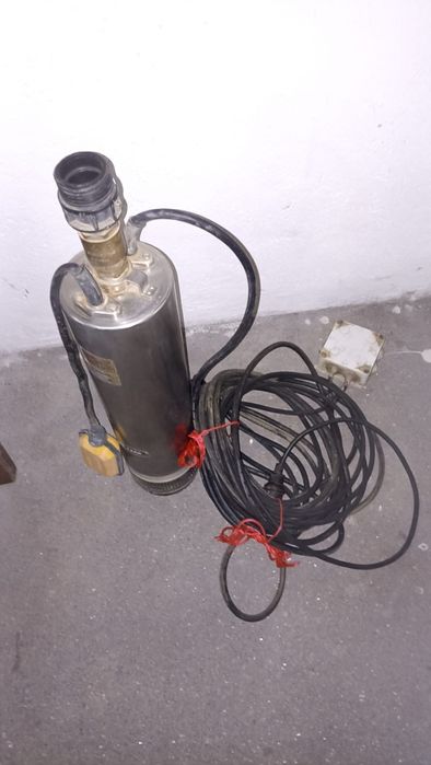 Bomba de água submersível