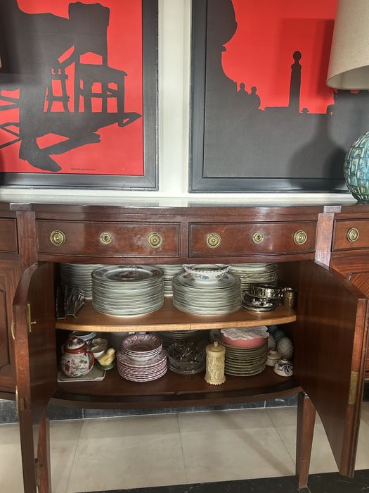 Móvel aparador estilo inglês