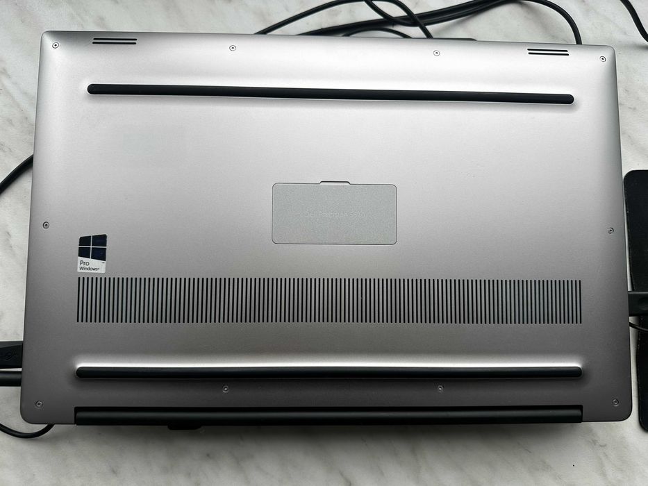 laptop dell precision 5510 ekran dotykowy win11 i7 32gb ram ssd super stan