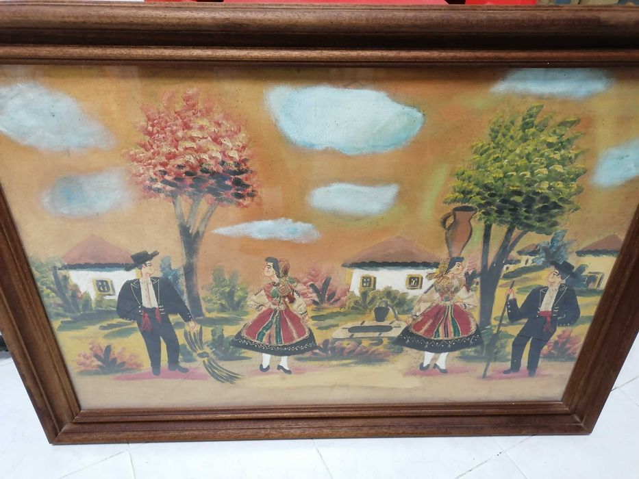Peça de arte antiga, pintada/trabalhada á mão (BOM ESTADO)