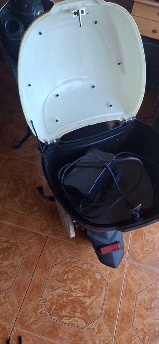 Scooter elétrica seventeen s/ baterias