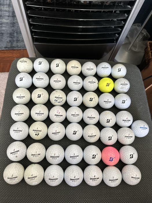 Lote de 50 Bolas de Golfe Bridgestone Usadas (Mistura de Modelos)
