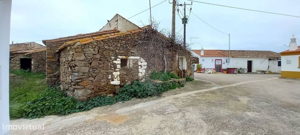 Moradia T0 para venda