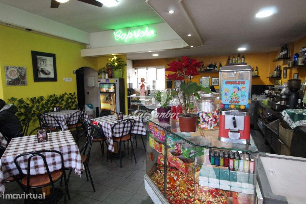Café/Snack-bar em Rio Tinto (centro) - Trespasse