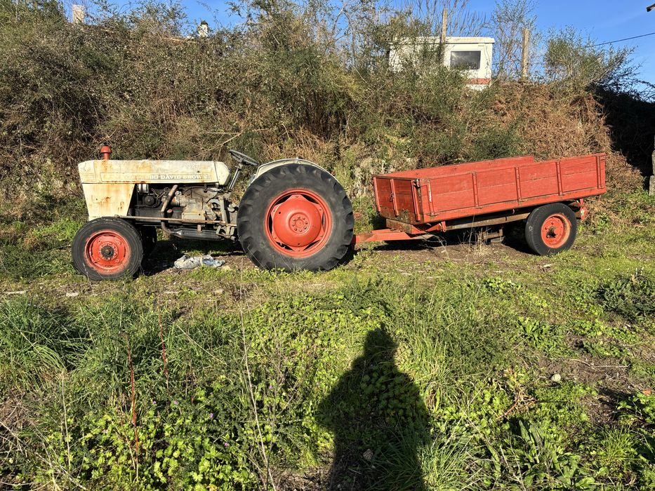 So vendo trator david bronw