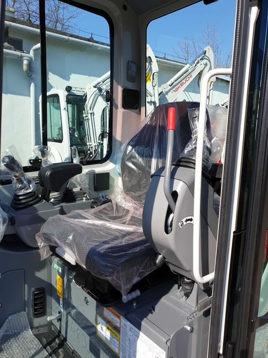 Minikoparka Takeuchi TB216 - 1.8 tony - finansowanie fabryczne!