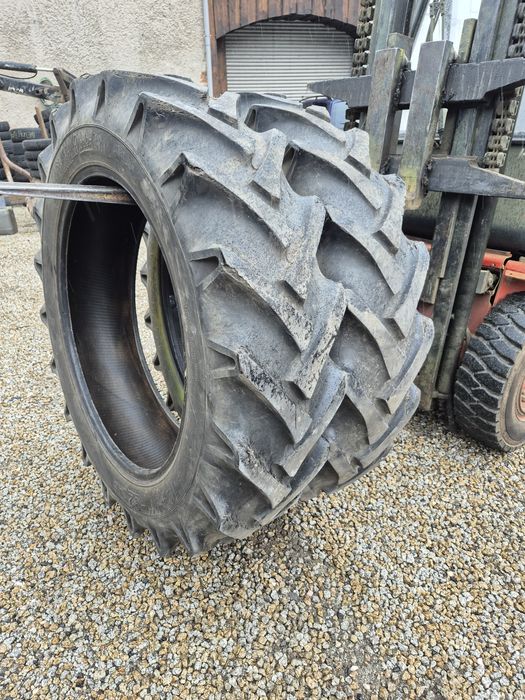 Opony 12.4R 32 z Niemiec.