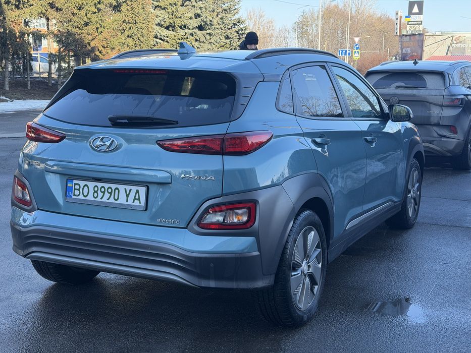 Здається авто в оренду ( довгострокову) оренда авто