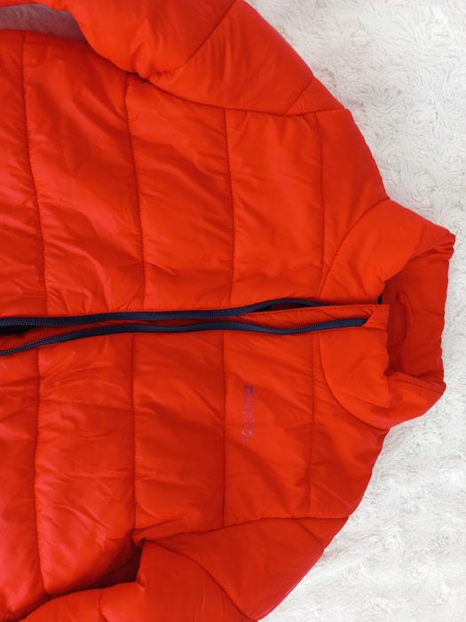 Kurtka Mountain Warehouse 146/152