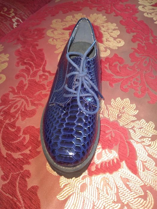 Жіночі туфлі, шкіряні