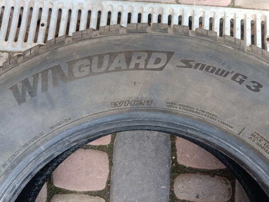 215/70 R16 100T  Nexen WinGuard snow'G3 WH21