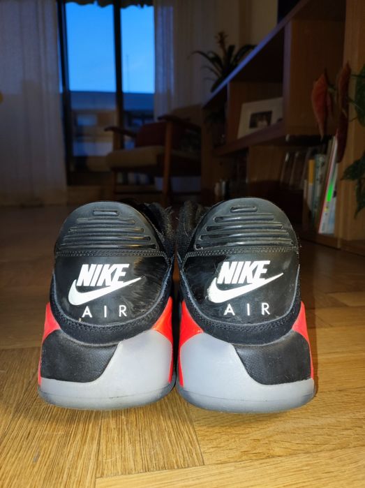 Tênis Nike Air Jordan Air Max 180