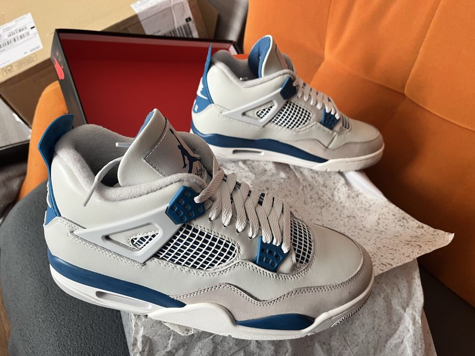 Jordan 4 military blue
