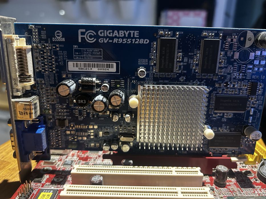 Płya główna, procesor, pamięć - czesci komputerowe