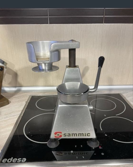 Modeladora de Hamburguer Sammic