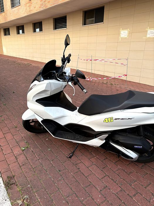 Honda PCX 125 — 2021 — 14.500km