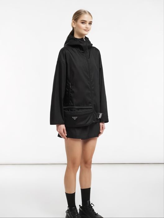 Куртка Prada з сумочкою