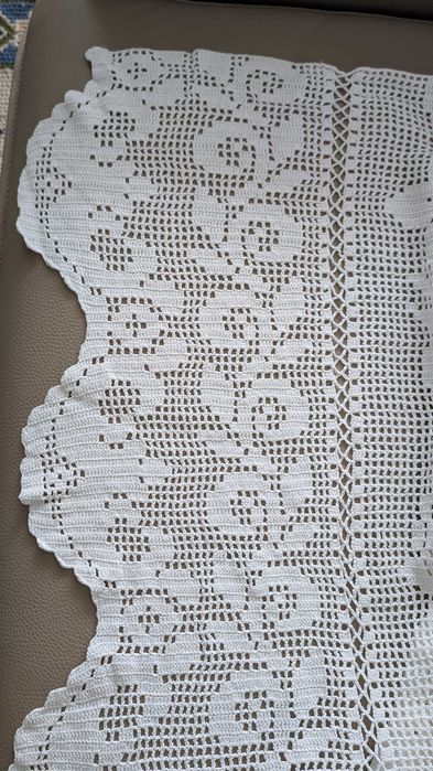 Colcha de renda branca para cama de 1.40m