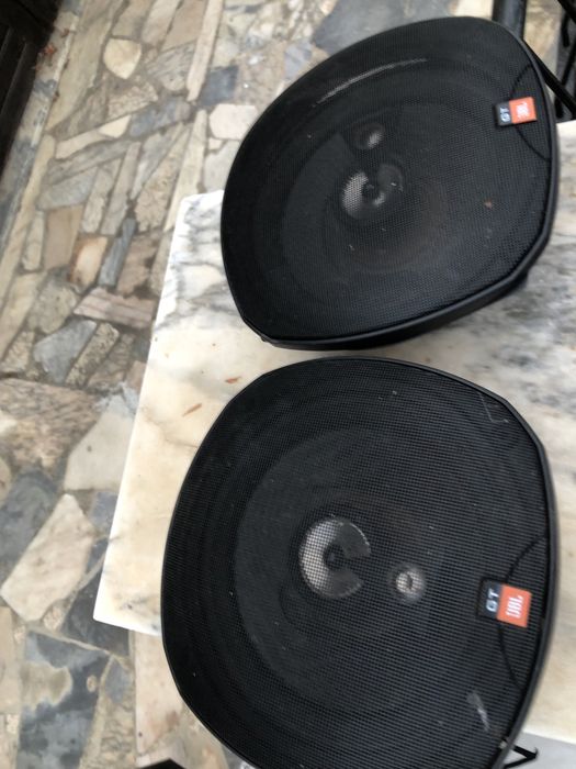 Colunas jbl praticamente novas