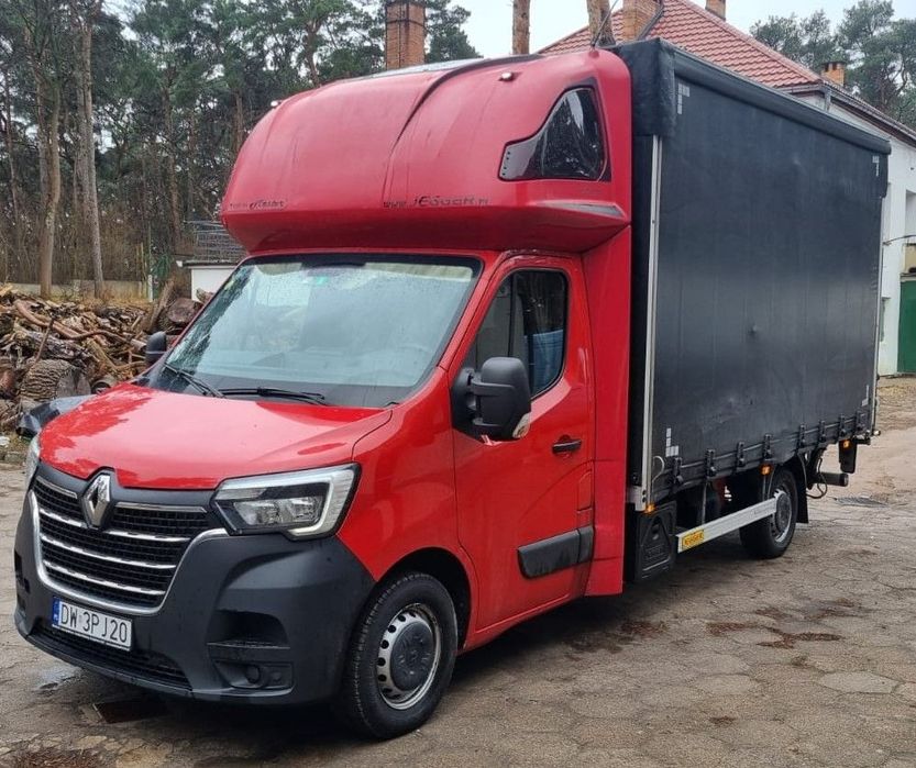Renault Master  Renault Master 8 palet winda