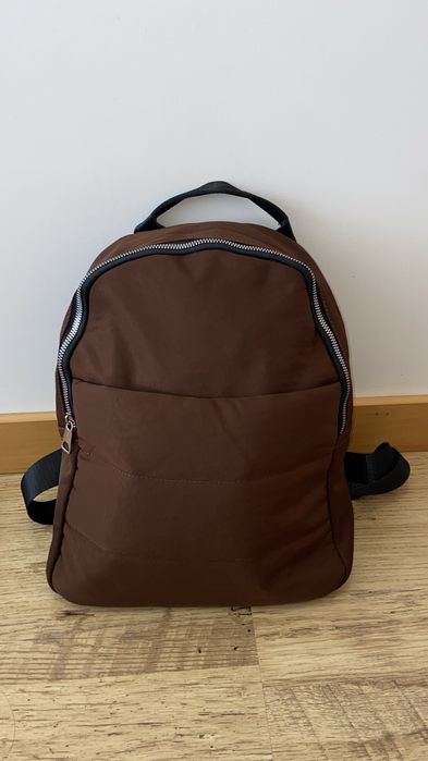 Mochilas de várias cores