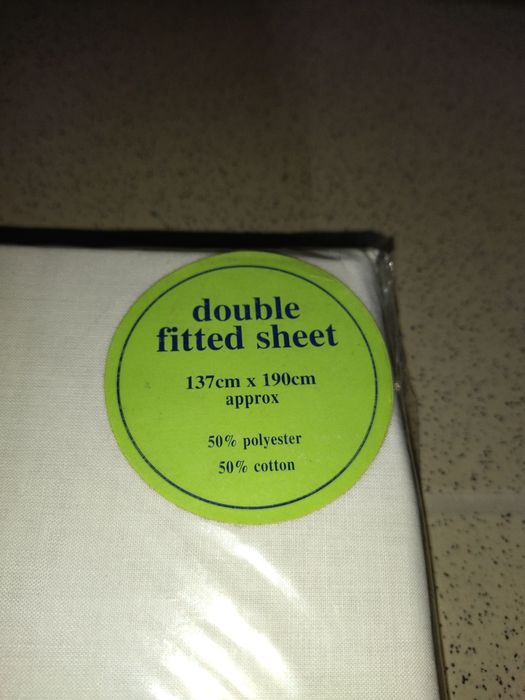 Lençol de cama branco ajustável