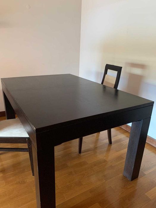 Mesa de Jantar Extensível em Wengué - Bom Estado