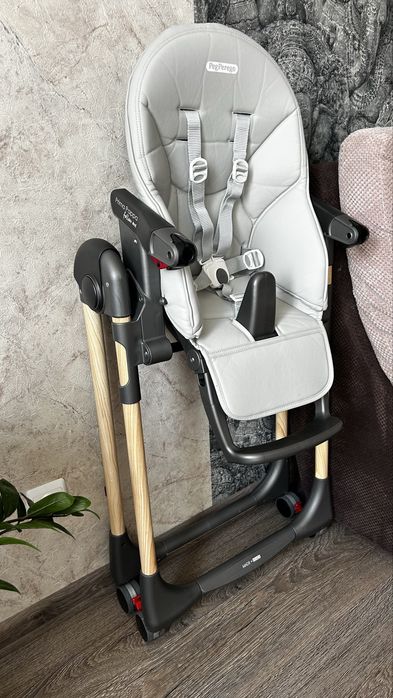 Стільчик для годування Peg Perego